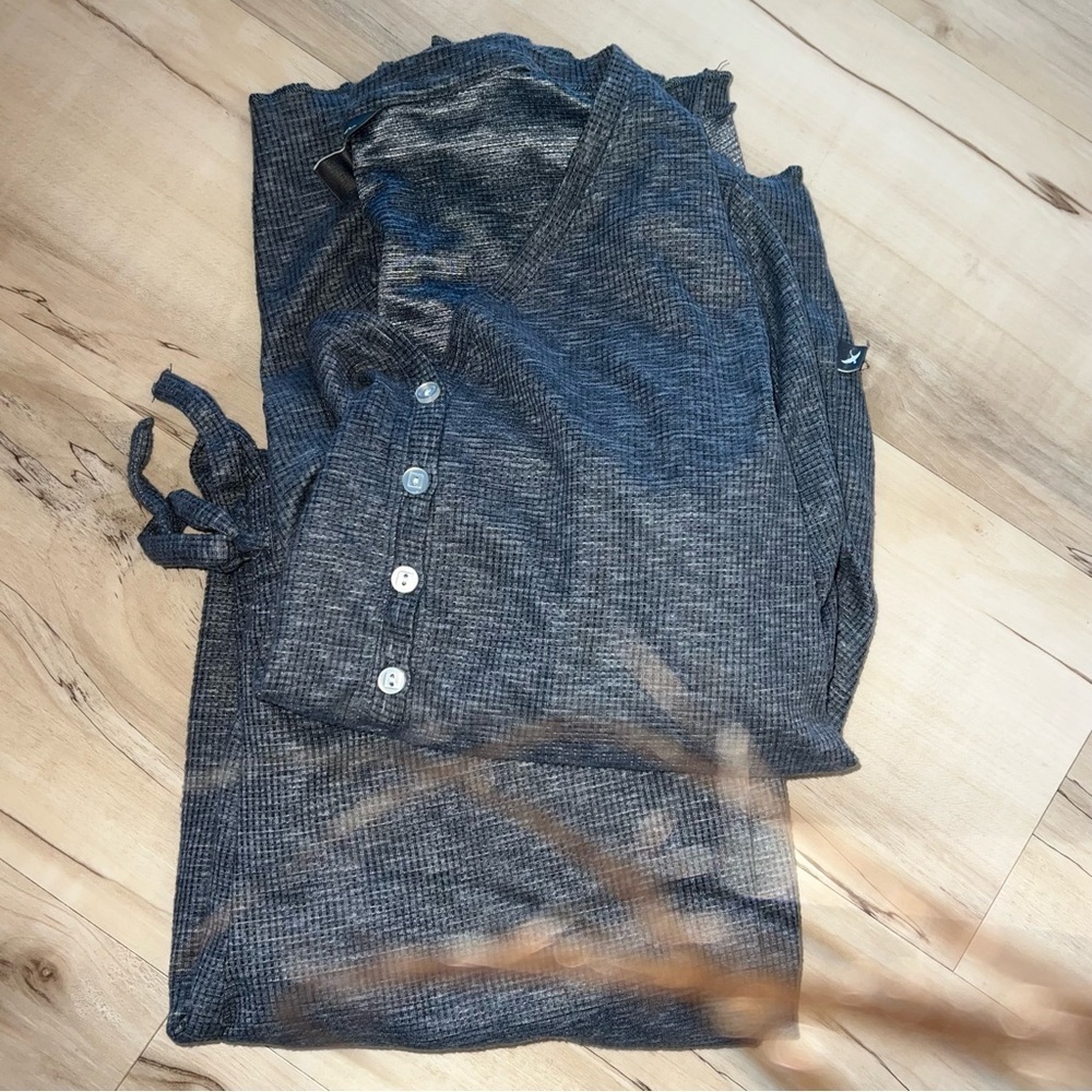 Women's Gray Sleepwear Set - Picture 2 of 12